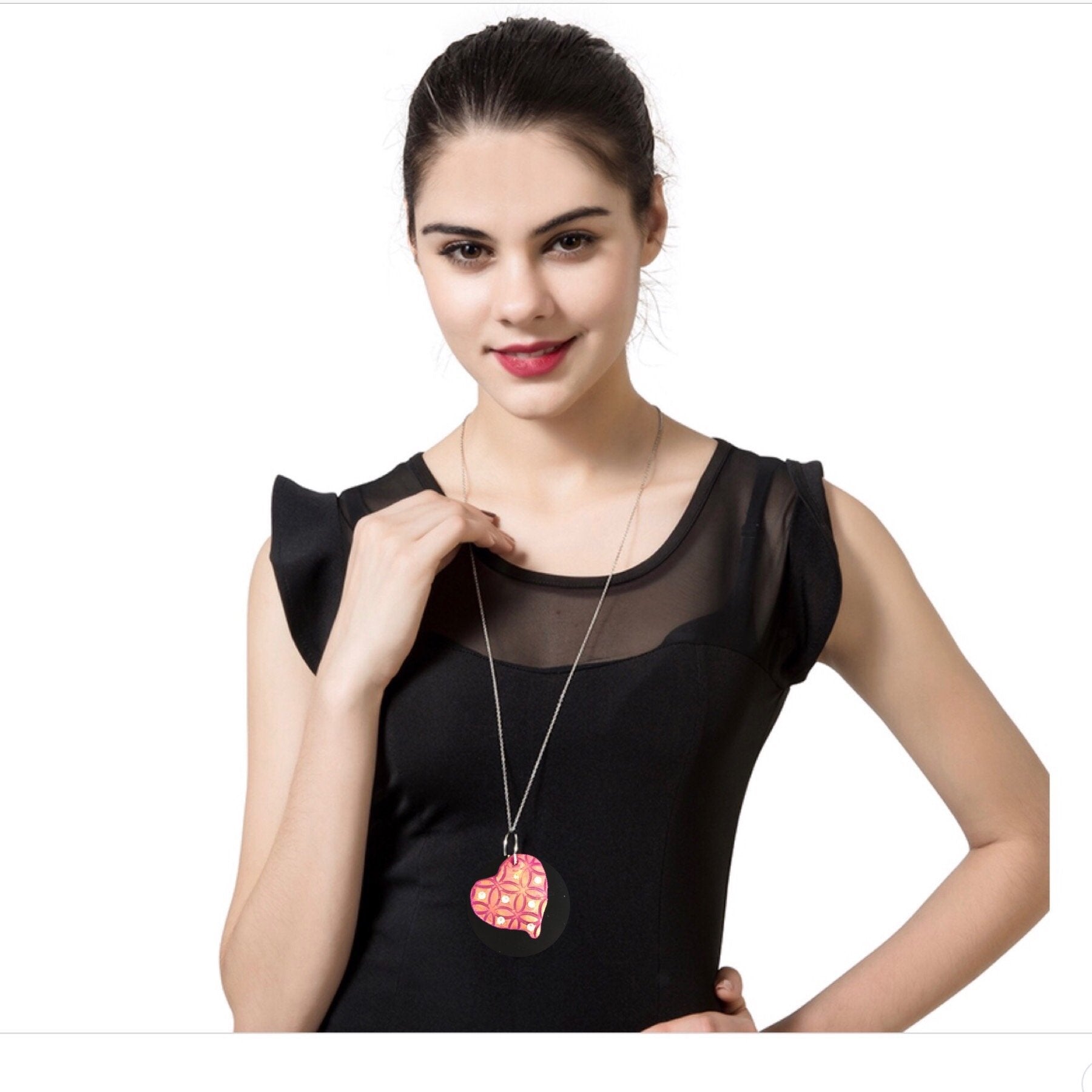 Wearable Art - Medium Heart Pendant - Love6 - TatianaCast